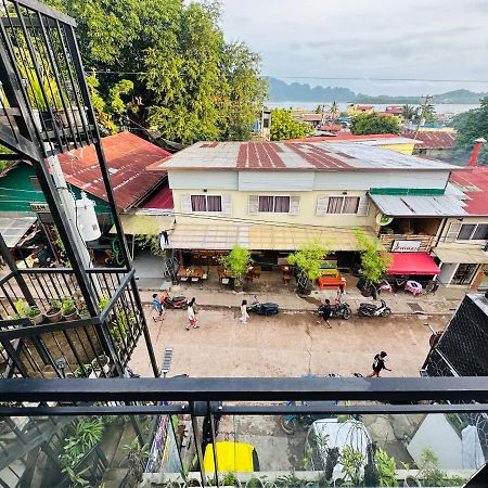 Zj Hometel Đảo Đảo Coron Ngoại thất bức ảnh