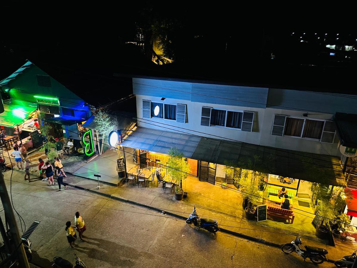 Zj Hometel Đảo Đảo Coron Ngoại thất bức ảnh
